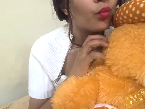 Lusty-Disha's cam snapshot