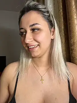 Kylie_One's cam snapshot