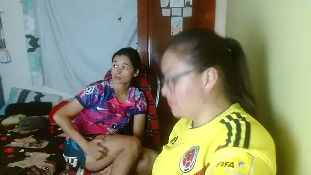 clayre_and_jill live sex cam