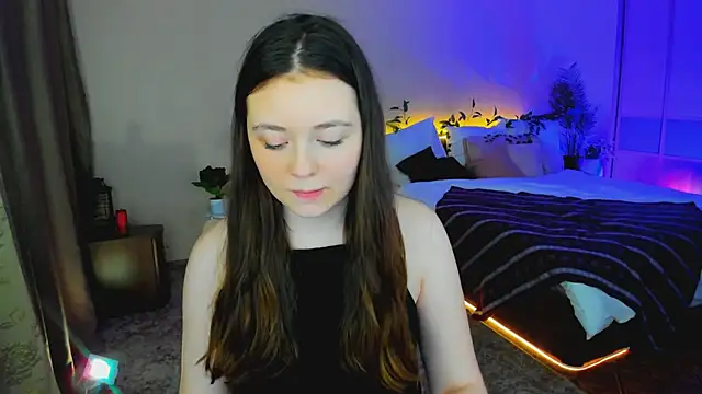 AlluringLookk's cam snapshot