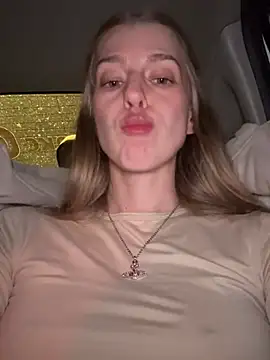 kira_mia's cam snapshot