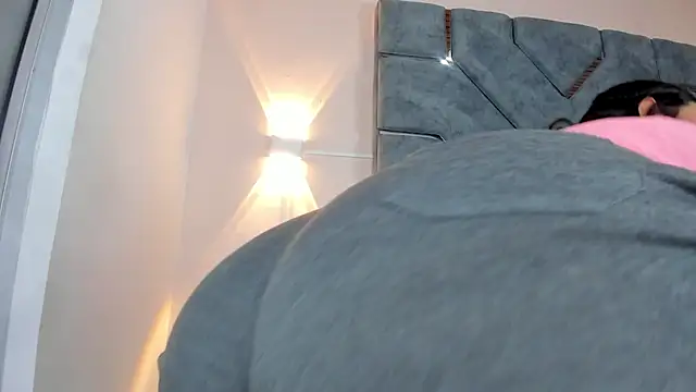 LucciaPorter's cam snapshot