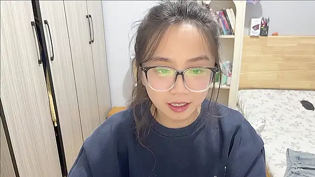 Hmm_0303's cam snapshot