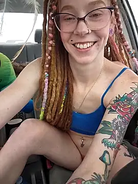 LucidLucy live sex cam