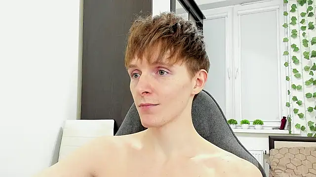 Ginger_Ethan's cam snapshot