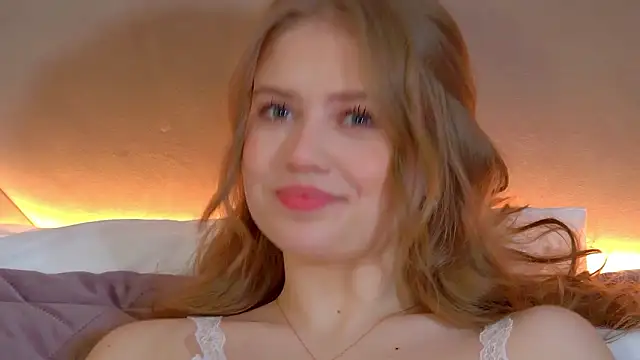 SelinSwarovski's cam snapshot