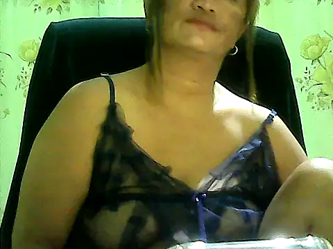 hott_scarlett's cam snapshot