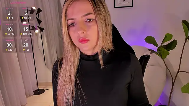 AmyWood's cam snapshot