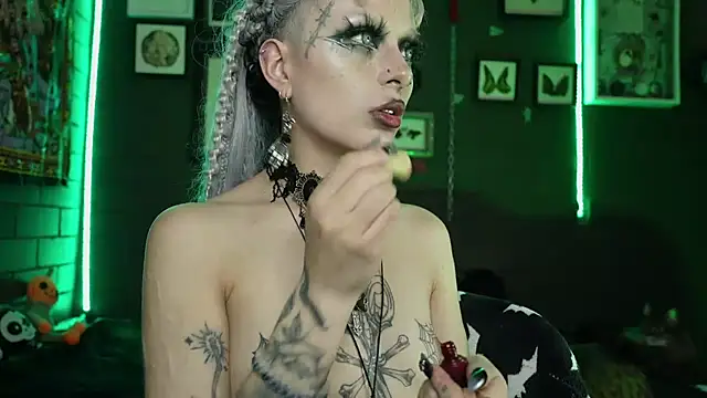 insania_9999_'s cam snapshot