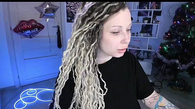 HoneySallyMoore's cam snapshot