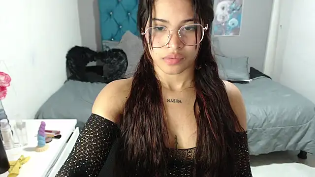 mia_sexgirl's cam snapshot