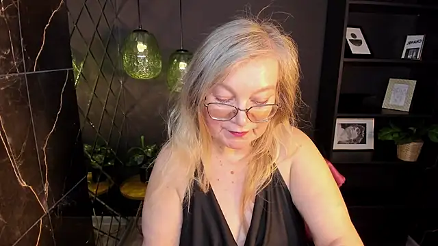 NataliMellow's cam snapshot