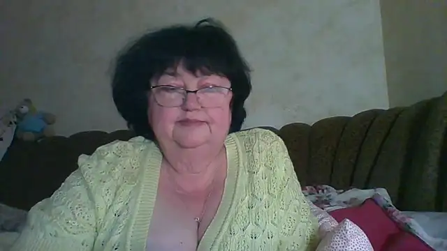 MilaSky5303's cam snapshot