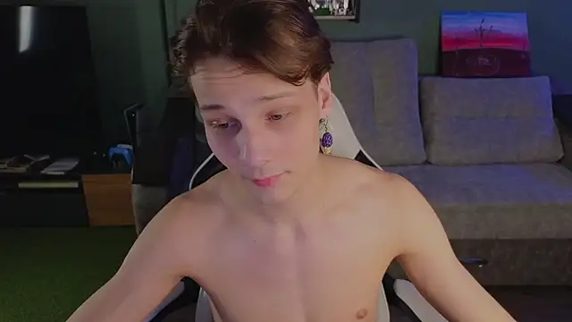 TeddyLiLboy live sex cam