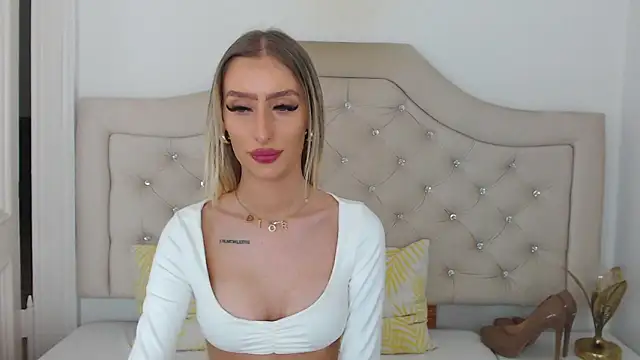 NatalieSensual's cam snapshot