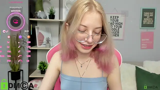 InfernoMia's cam snapshot