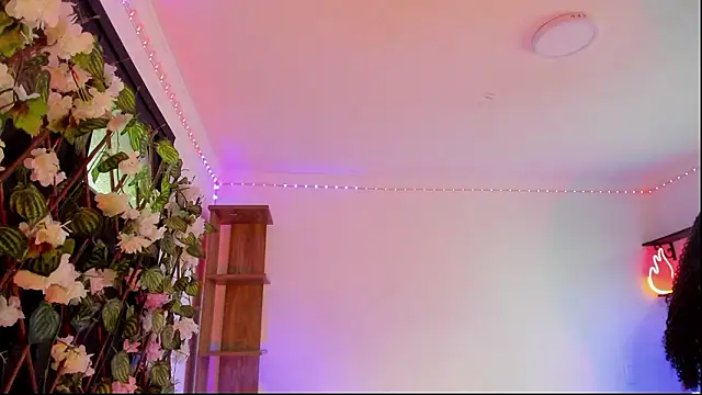 Kora_Red69's cam snapshot