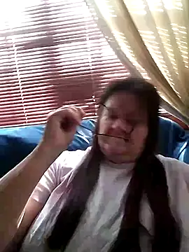 Bayou_Woman68's cam snapshot