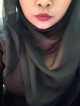 Indian-Nazia's cam snapshot