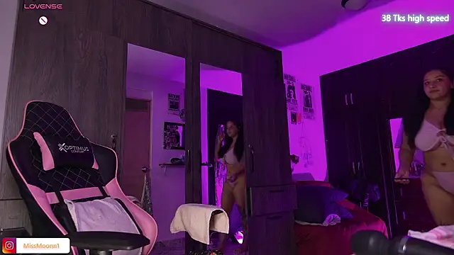 MissMoonn1's cam snapshot