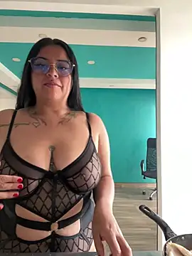 Devilsweet17's cam snapshot