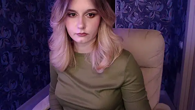 Freya_Celestial's cam snapshot