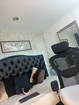 Lander_Cruz live sex cam