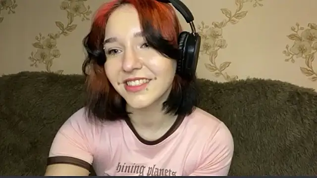 EmilyVeiro live sex cam