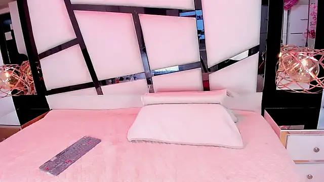 AriannaRussell_'s cam snapshot