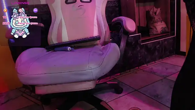 Sally23_'s cam snapshot