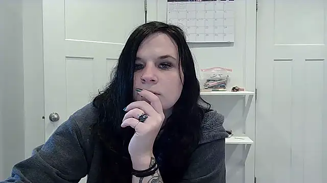 CherryWilde's cam snapshot