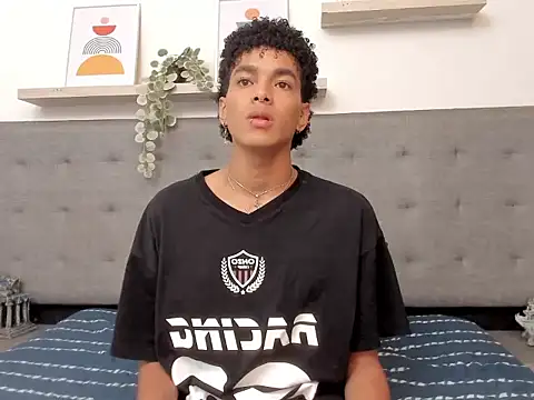 wes_gibbings's cam snapshot