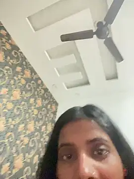 eleven_hotti's cam snapshot