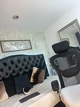 Lander_Cruz live sex cam