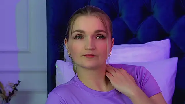 AnnyRaii's cam snapshot