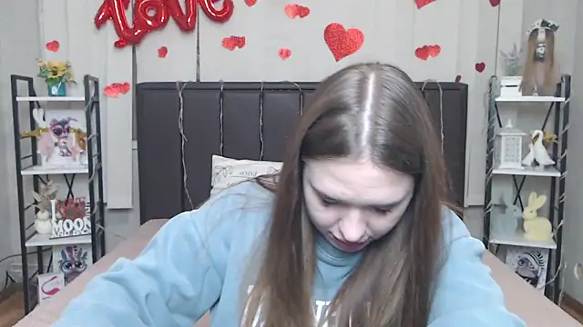 LauraHlot's cam snapshot