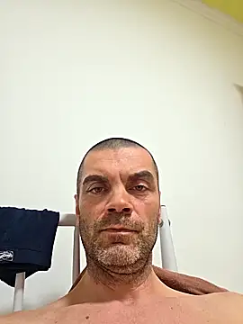 DOMINATOR_SIR-MASTER's cam snapshot