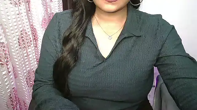 N-Natasha live sex cam