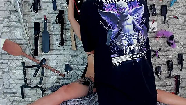 Dmorningstar_bdsm live sex cam