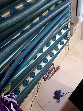 Jasmeen_Couple live sex cam