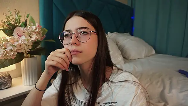 ywixos's cam snapshot