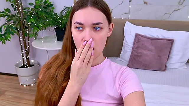 AmadaReine's cam snapshot