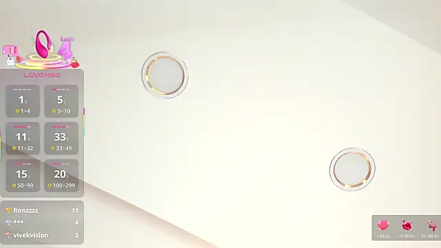 nicolle_pierce's cam snapshot