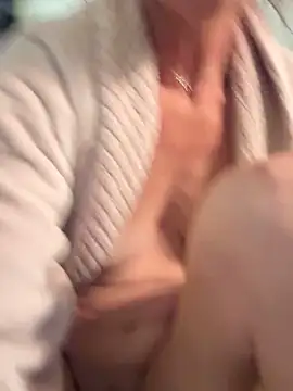 Lilbeezie81's cam snapshot