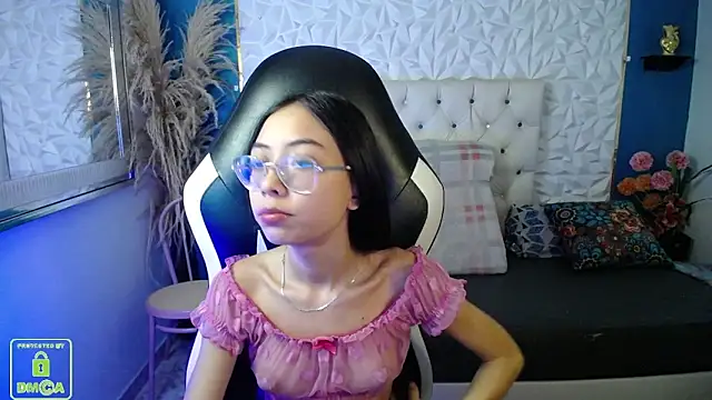 NathaliaSweet_11's cam snapshot