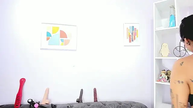 miss_soffi_'s cam snapshot