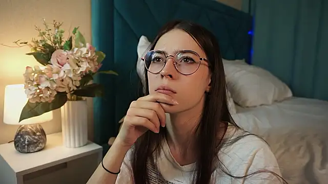 ywixos's cam snapshot