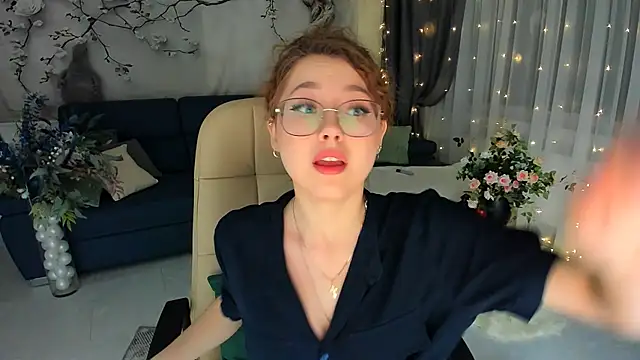 SereneFlame's cam snapshot