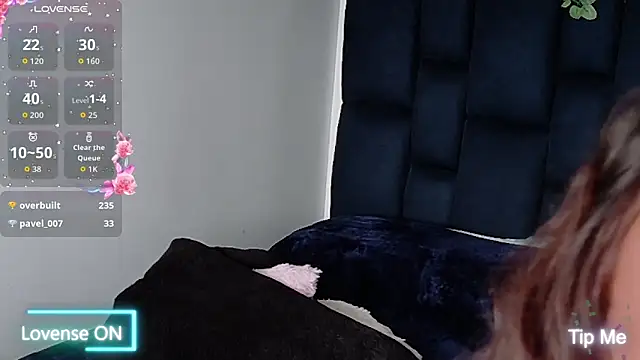 AnnaSmiles live sex cam