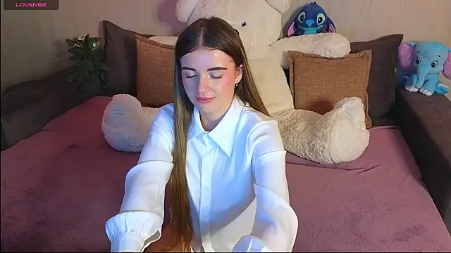 Rosaline_lov's cam snapshot